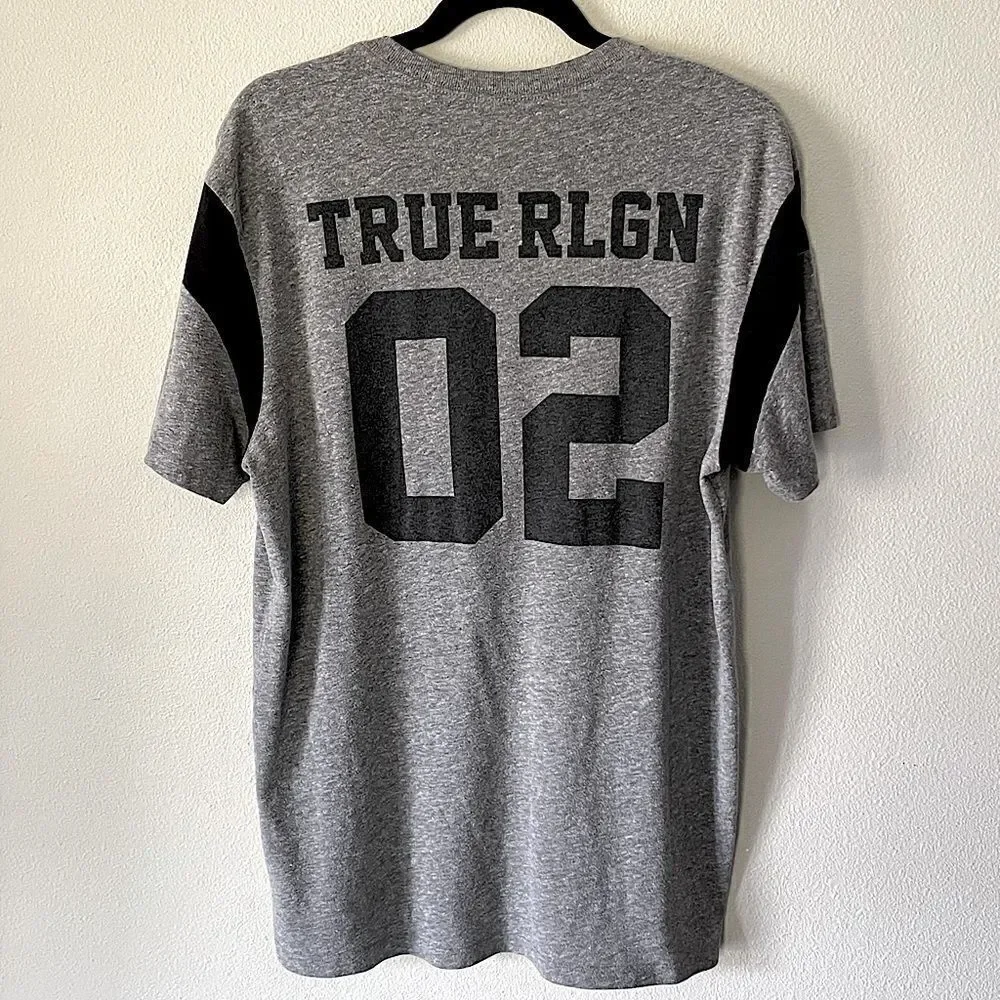 True Religion Mens Distressed Ultra-soft Short-Sleeve Tee. Size Xl.